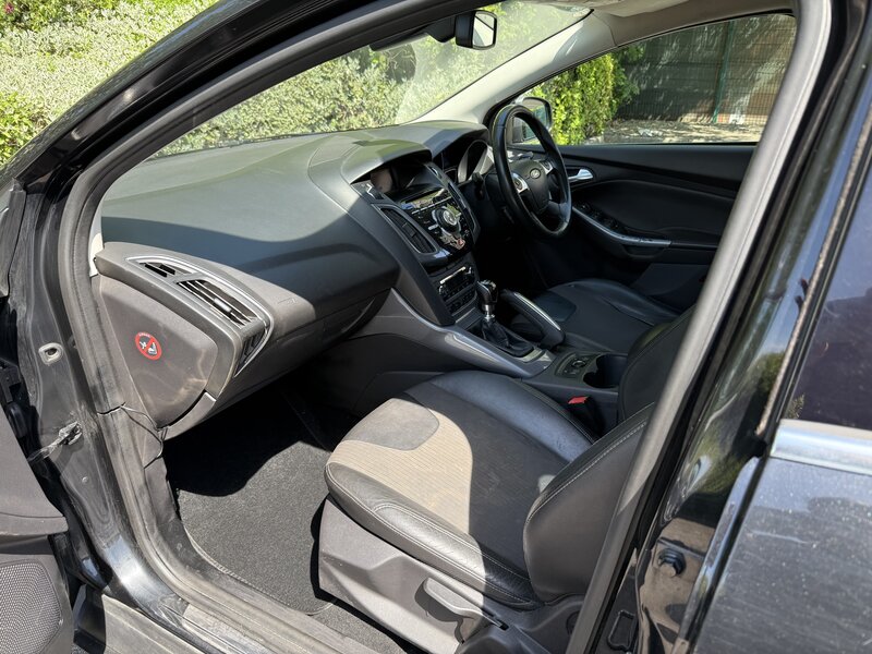 Used Ford Focus 2011 for sale - 76569341: Photo 12