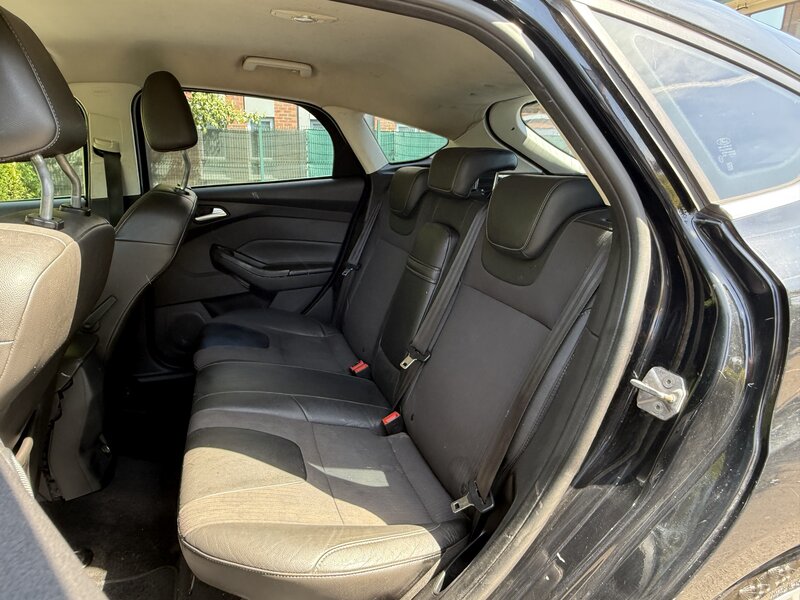 Used Ford Focus 2011 for sale - 76569341: Photo 18