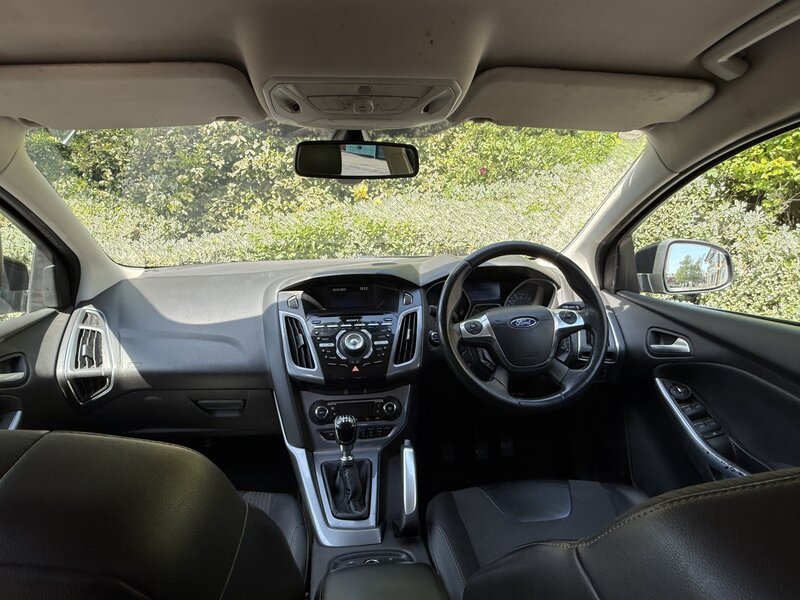 Used Ford Focus 2011 for sale - 76569341: Photo 19