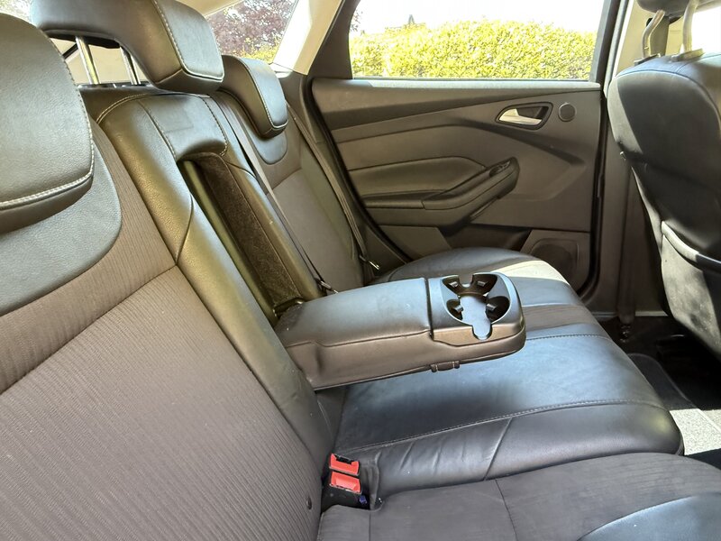 Used Ford Focus 2011 for sale - 76569341: Photo 27