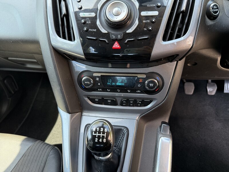 Used Ford Focus 2011 for sale - 76569341: Photo 36