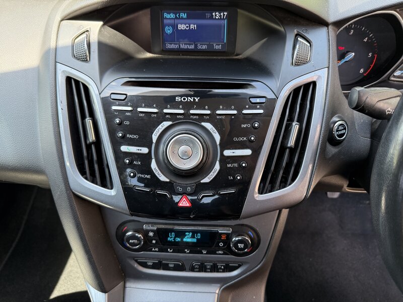 Used Ford Focus 2011 for sale - 76569341: Photo 37