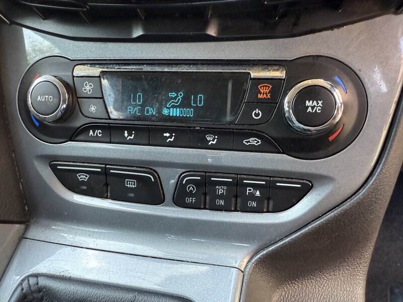 Used Ford Focus 2011 for sale - 76569341: Photo 39