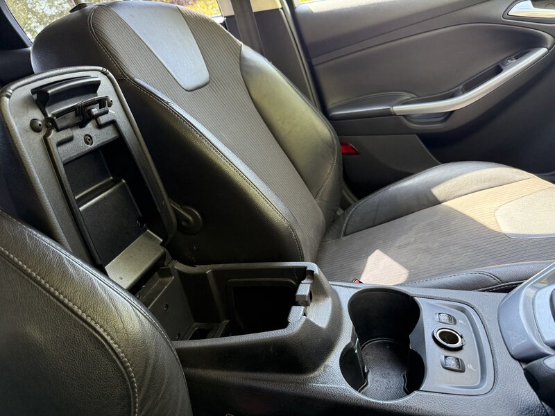 Used Ford Focus 2011 for sale - 76569341: Photo 40