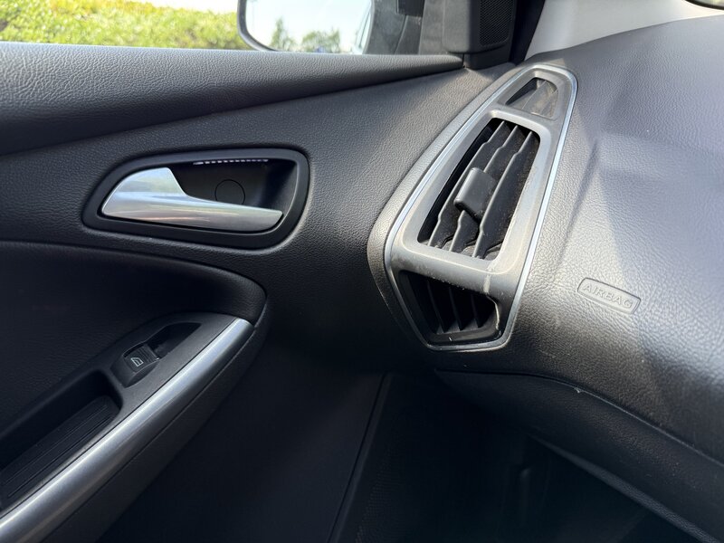 Used Ford Focus 2011 for sale - 76569341: Photo 43