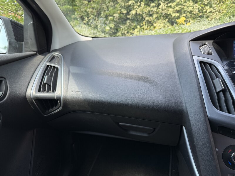 Used Ford Focus 2011 for sale - 76569341: Photo 44