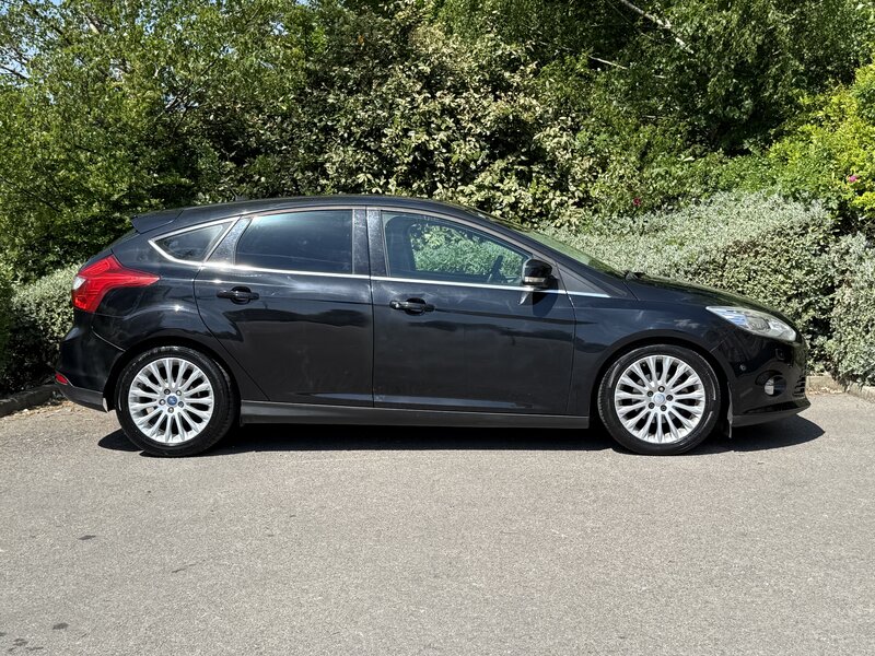 Used Ford Focus 2011 for sale - 76569341: Photo 9