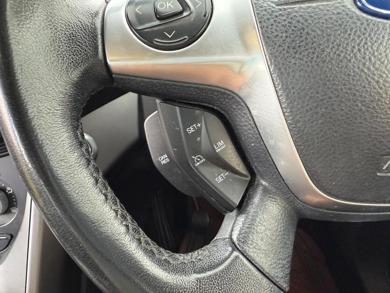 Used Ford Kuga 2015 for sale - 75723340: Photo 26