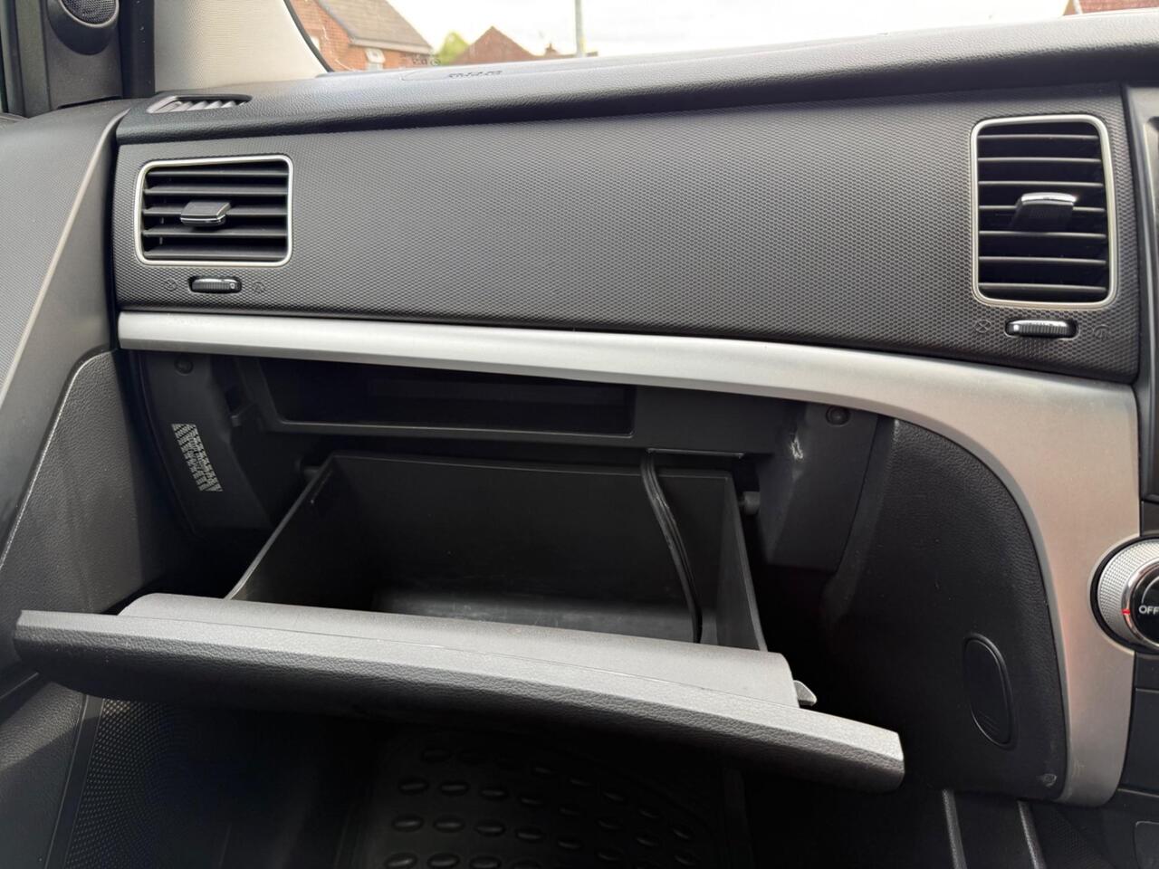 Used Ssangyong Korando 2012 for sale - 75723341: Photo 85