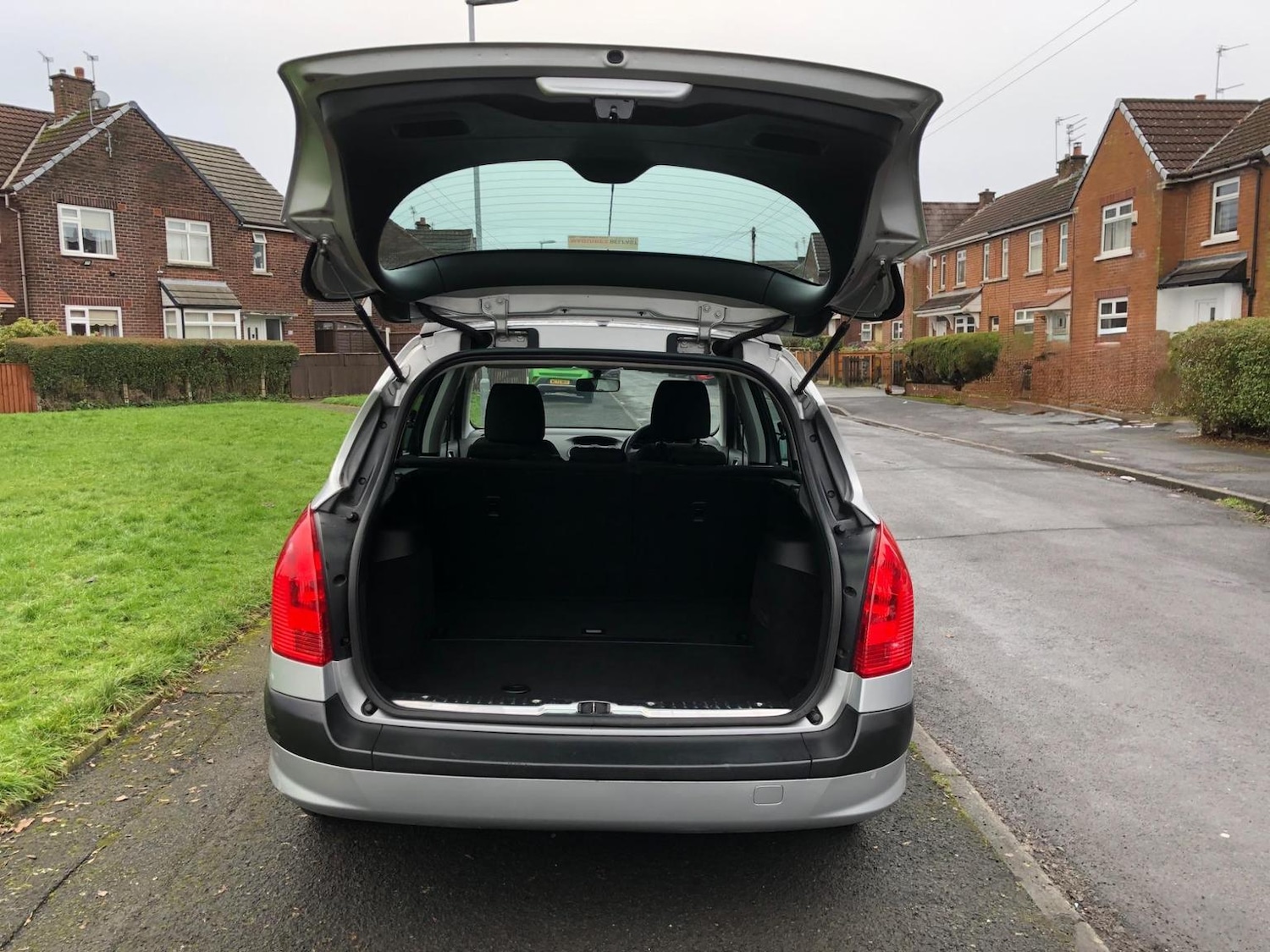 Vehicle 28
