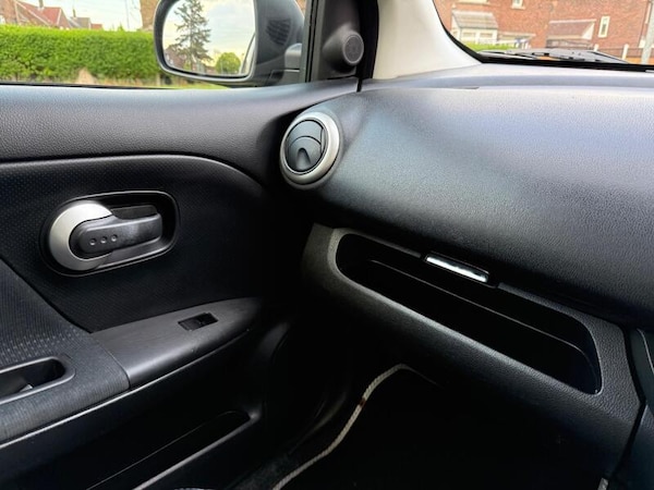 Used Nissan Note 2013 for sale - 75723334: Photo 51