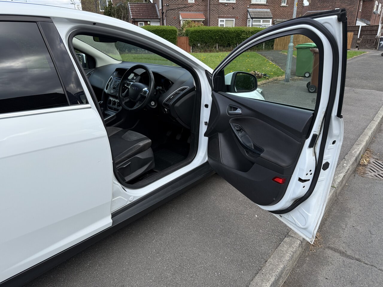 Used Ford Focus 2013 for sale - 76901624: Photo 14