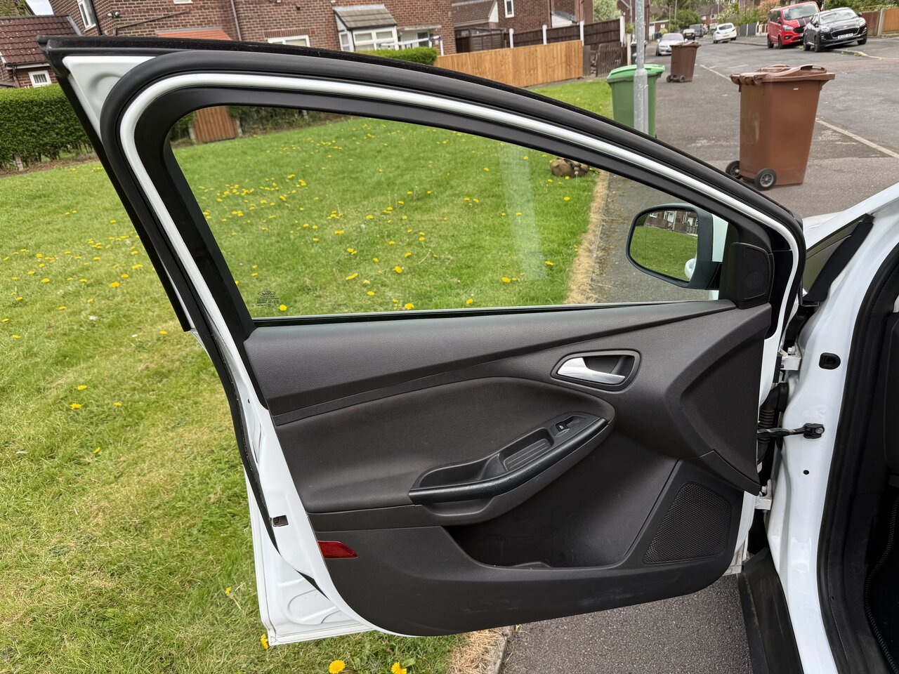 Used Ford Focus 2013 for sale - 76901624: Photo 24