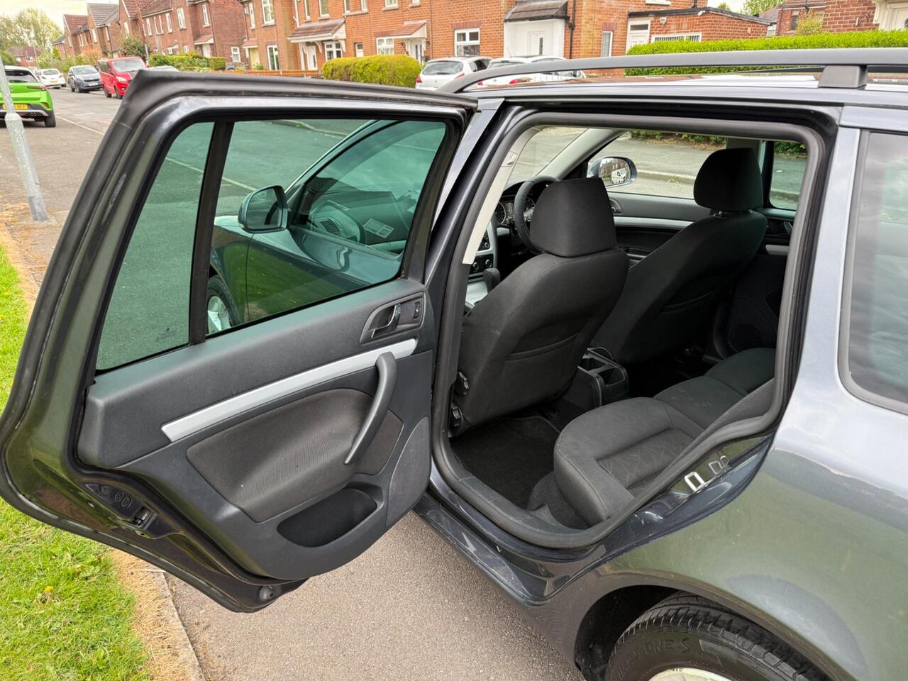 Vehicle 28