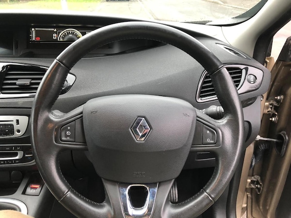 Used Renault Scenic 2014 for sale - 76154560: Photo 41