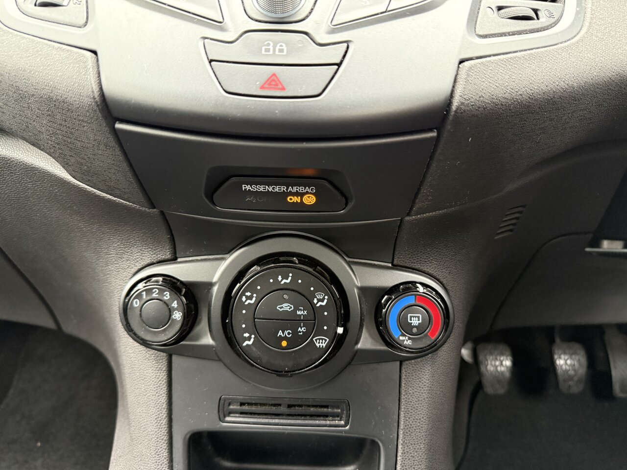 Used Ford Fiesta 2014 for sale - 76420246: Photo 41