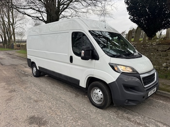 Peugeot Boxer feature image