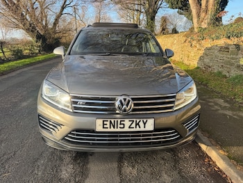 Used Volkswagen Touareg 2015 for sale - 76791325: Photo