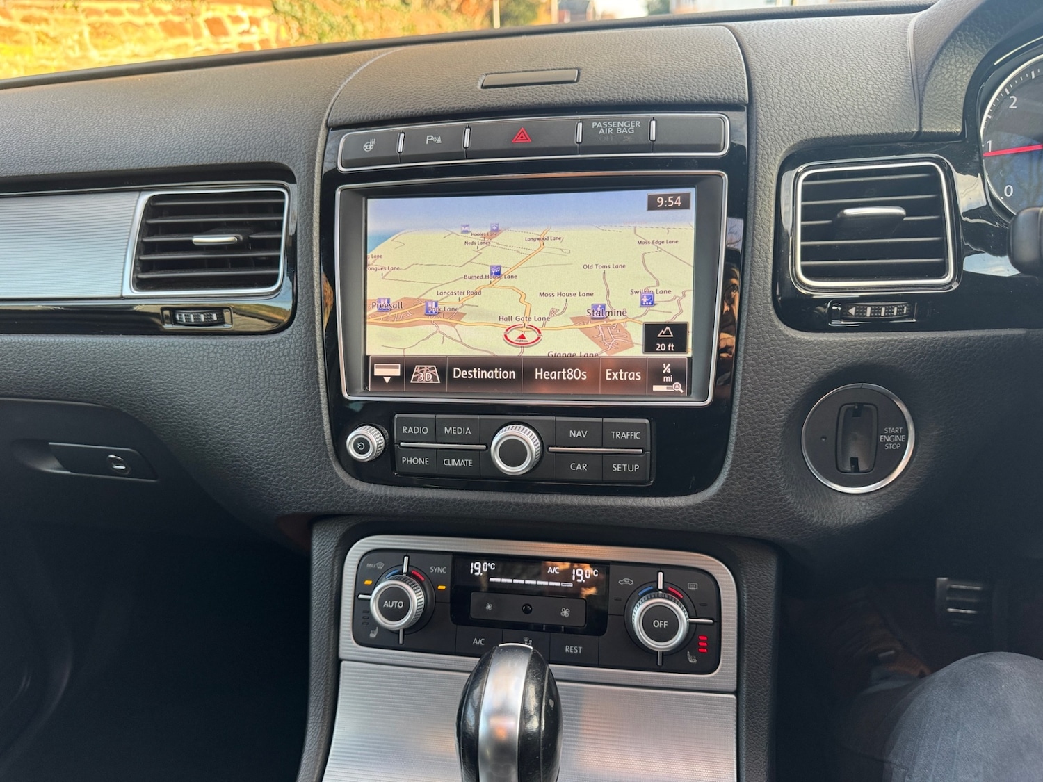 Used Volkswagen Touareg 2015 for sale - 76791325: Photo 6