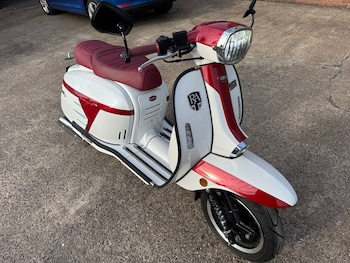 Used Royal Alloy GP 125 AC E5 2023 for sale - bike-75649479: Photo