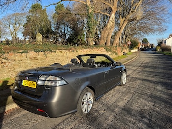 Used Saab 9-3 2010 for sale - 76791328: Photo