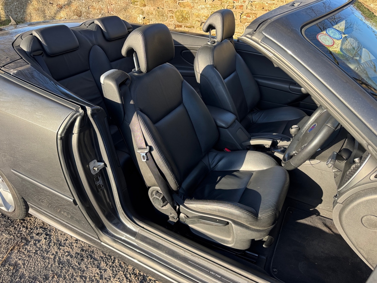 Used Saab 9-3 2010 for sale - 76791328: Photo 8