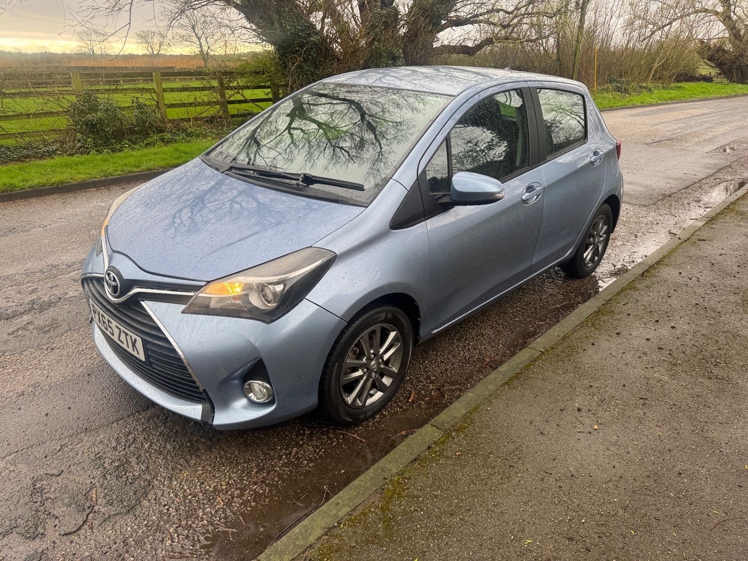 Used Toyota Yaris 2015 for sale - 77998423: Photo 6