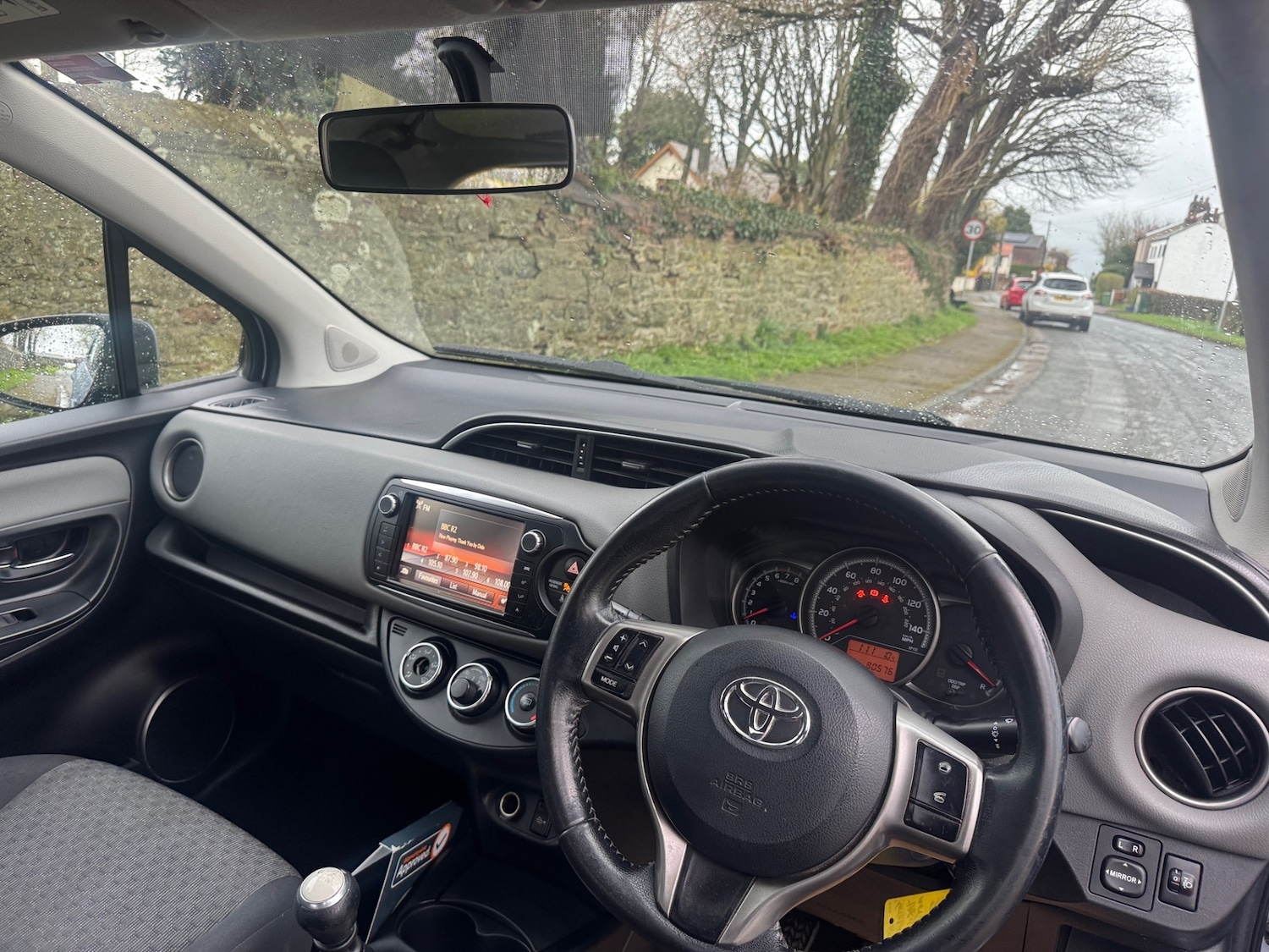 Used Toyota Yaris 2015 for sale - 77998423: Photo 7