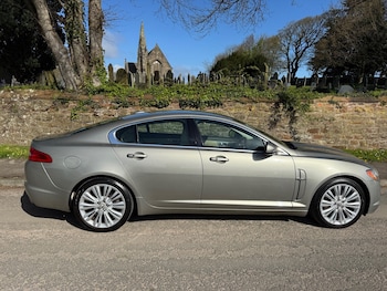 Used Jaguar XF 2010 for sale - 78304867: Photo