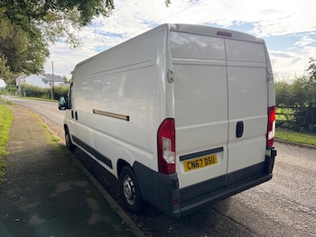 Used Peugeot Boxer 2017 for sale - 76142448: Photo