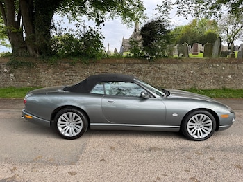 Used Jaguar XK8 2004 for sale - 78506984: Photo