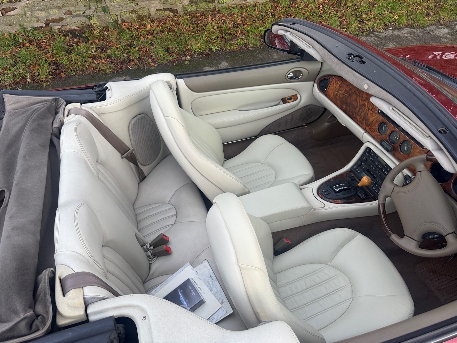 Used Jaguar XK8 1999 for sale - 76748002: Photo 10