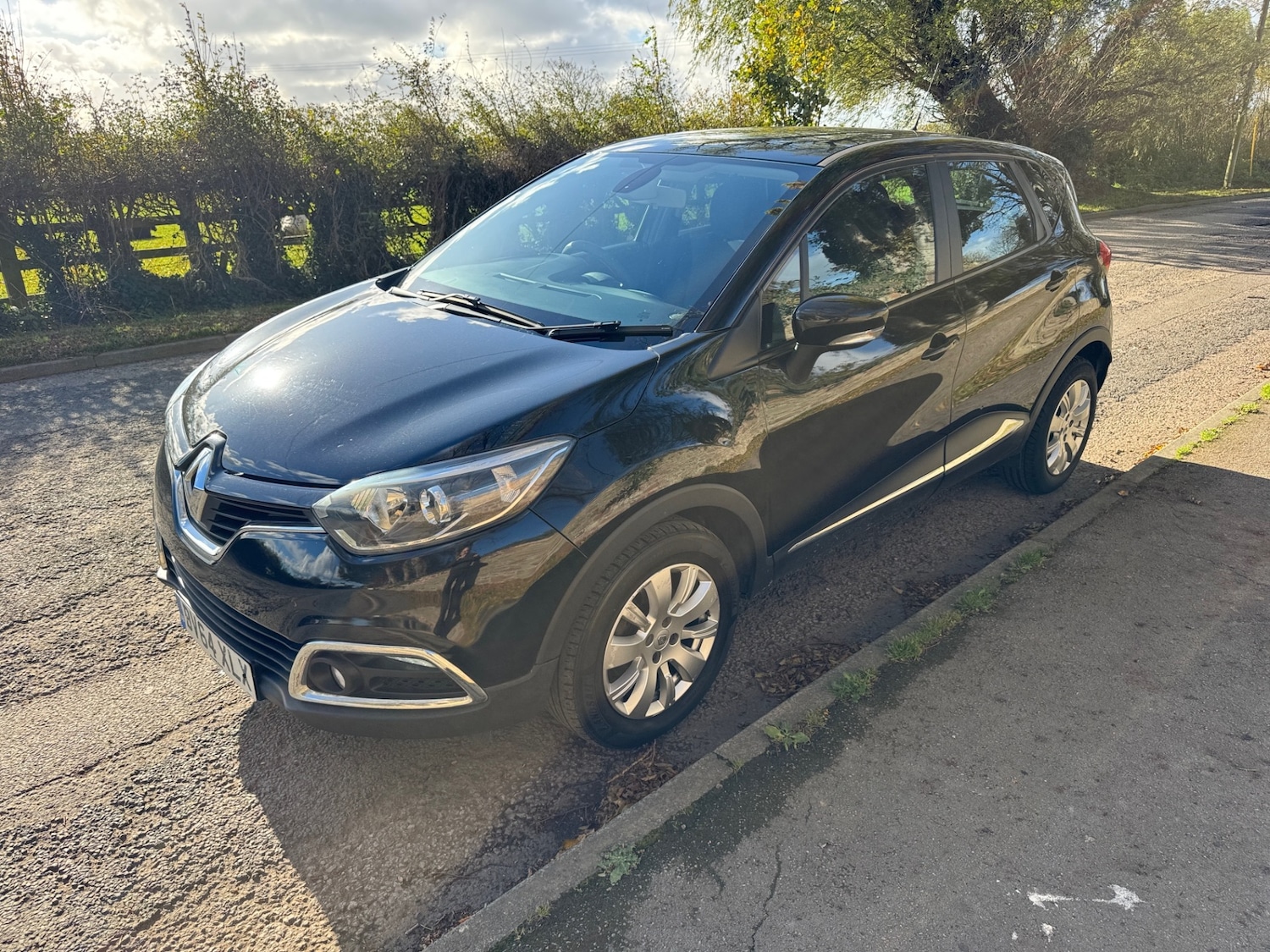 Used Renault Captur 2014 for sale - 76374487: Photo 3