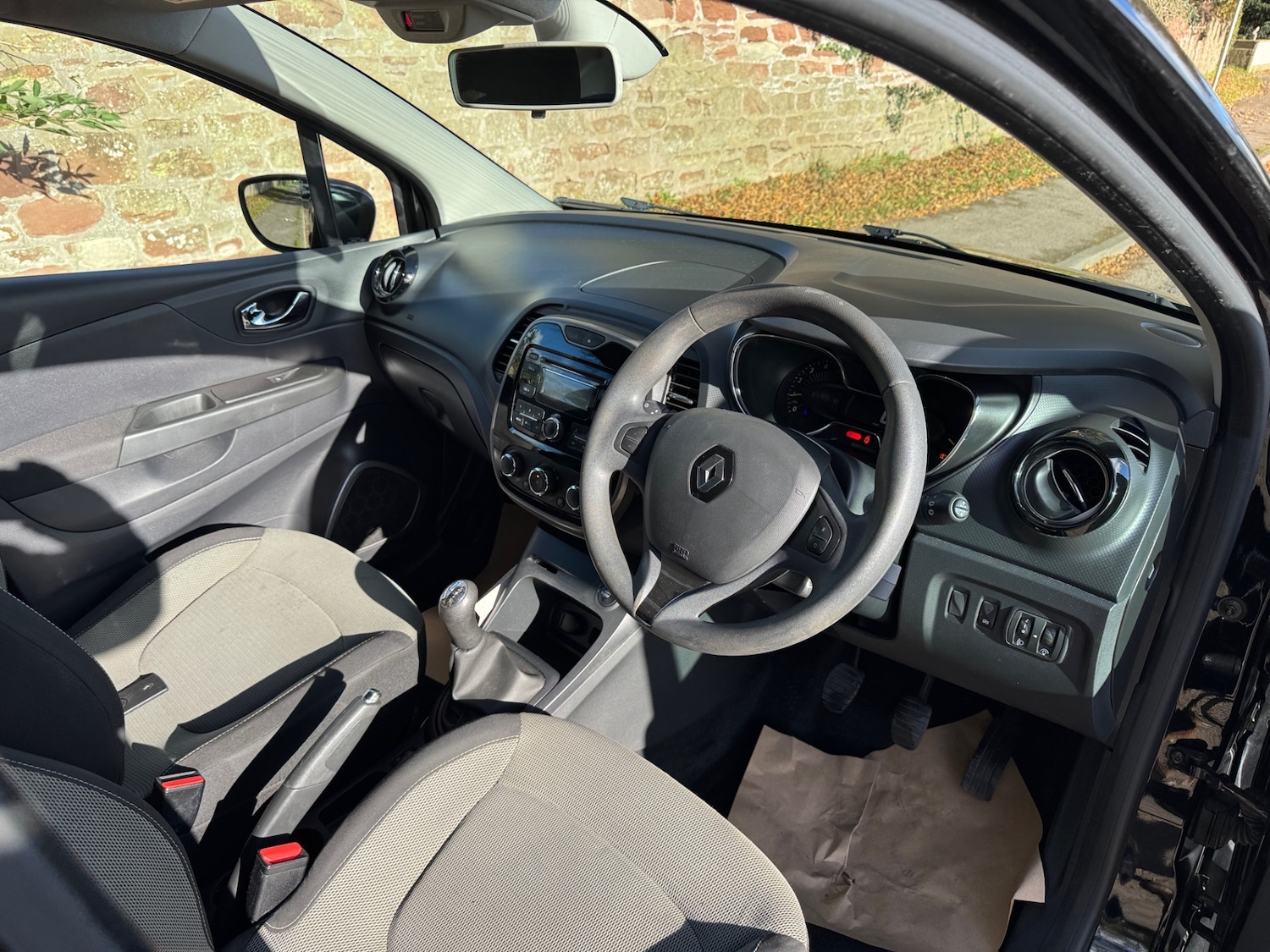Used Renault Captur 2014 for sale - 76374487: Photo 8