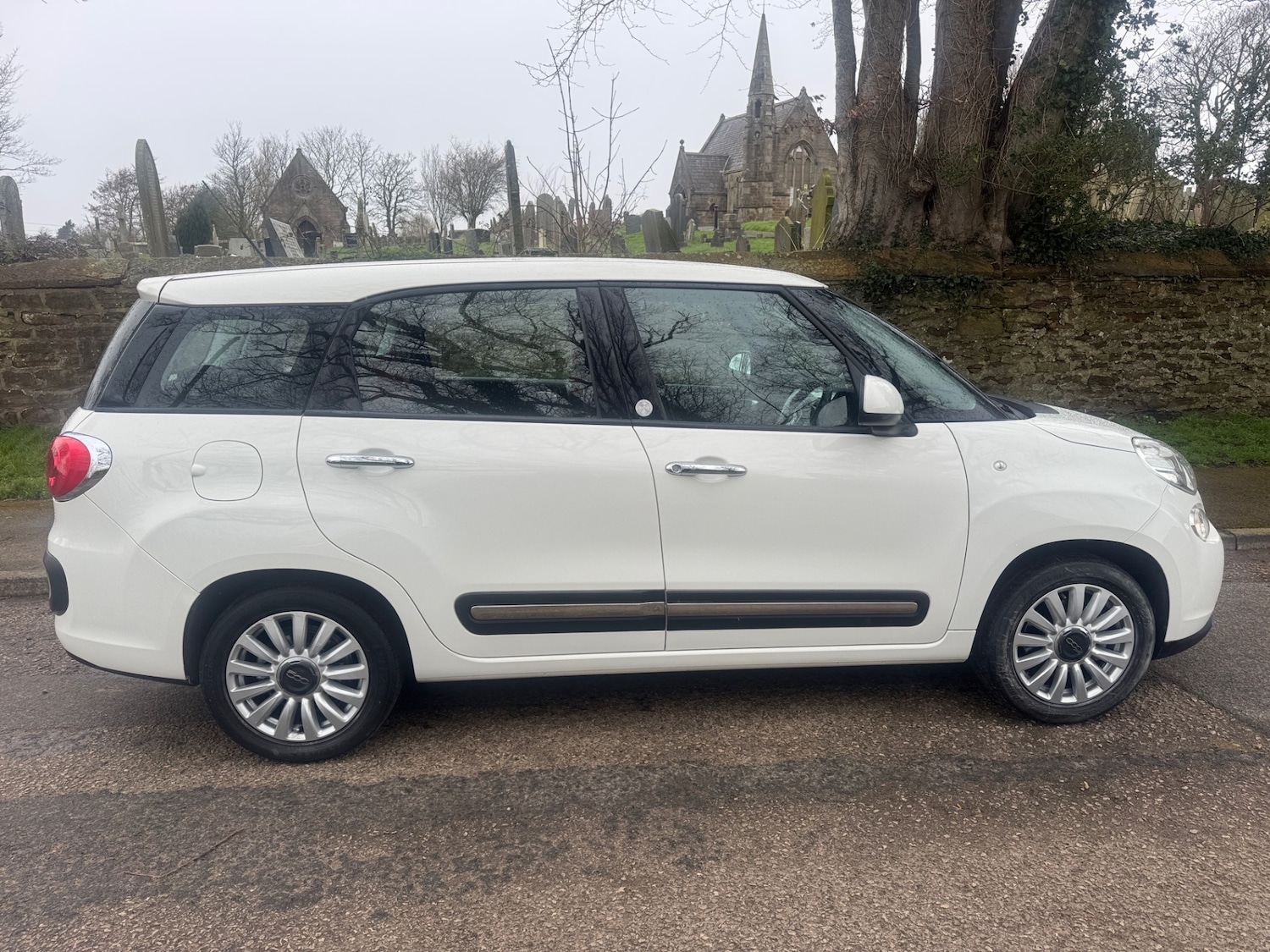 Used Fiat 500L 2014 for sale - 77901895: Photo 2