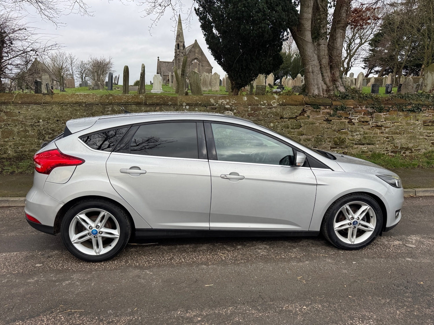 Used Ford Focus 2015 for sale - 77502248: Photo 2