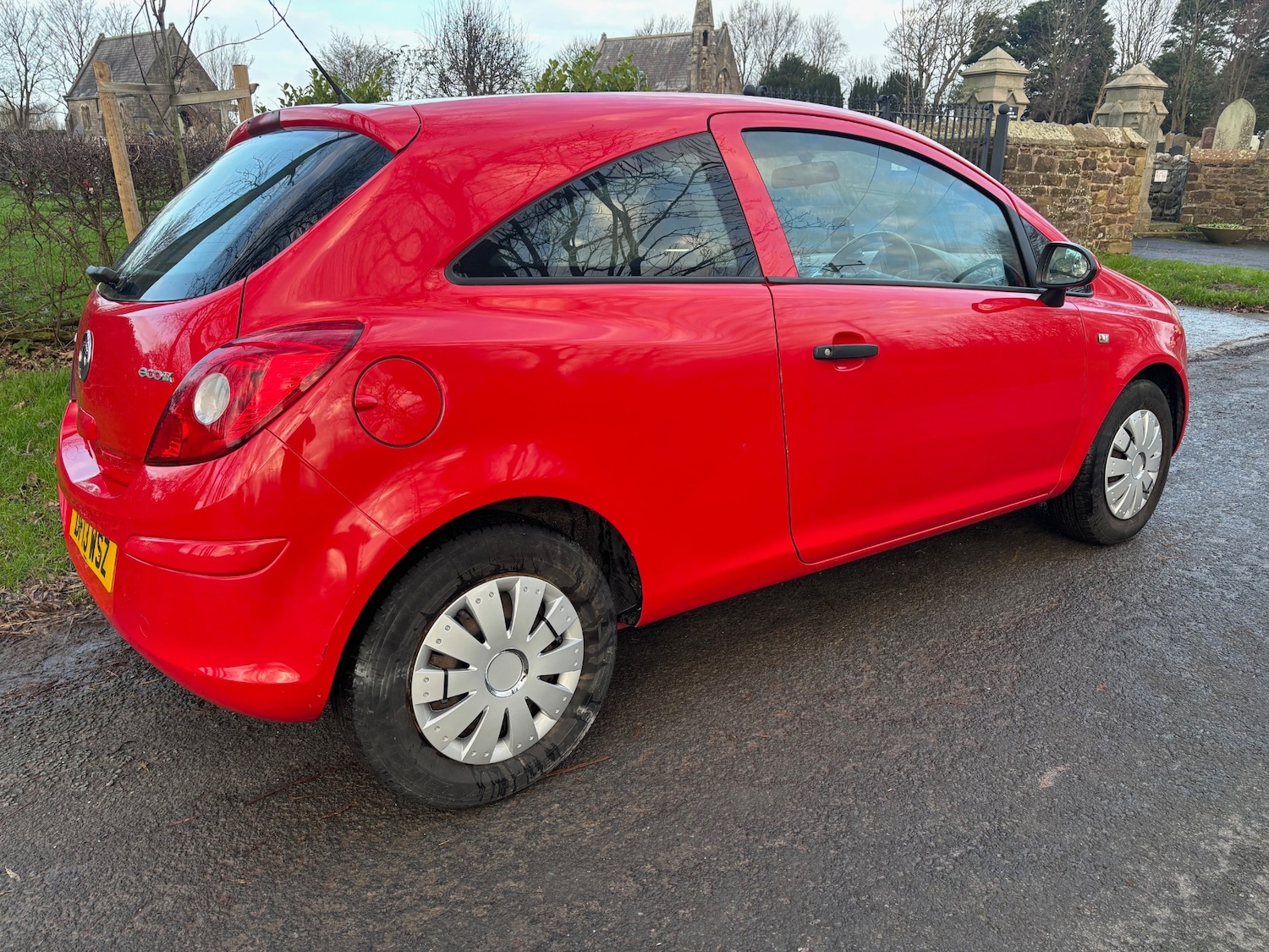 Used Vauxhall Corsa 2013 for sale - 76940245: Photo 4