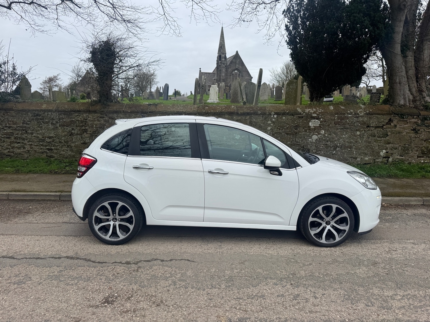 Used Citroen C3 2014 for sale - 77901740: Photo 2