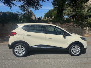 Used Renault Captur 2016 for sale - 79468919: Photo