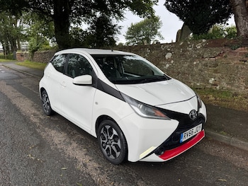 2016 (66) - 1.0 VVT-i X-Play 5dr