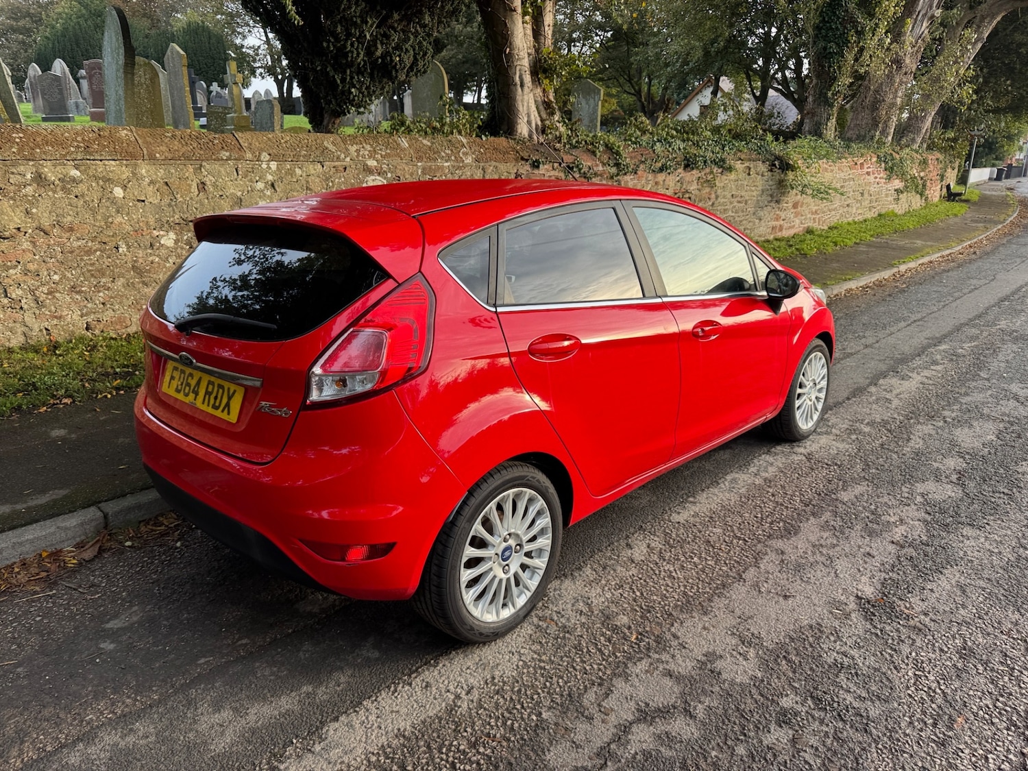 Used Ford Fiesta 2014 for sale - 76142354: Photo 5