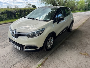 Used Renault Captur 2015 for sale - 78465861: Photo