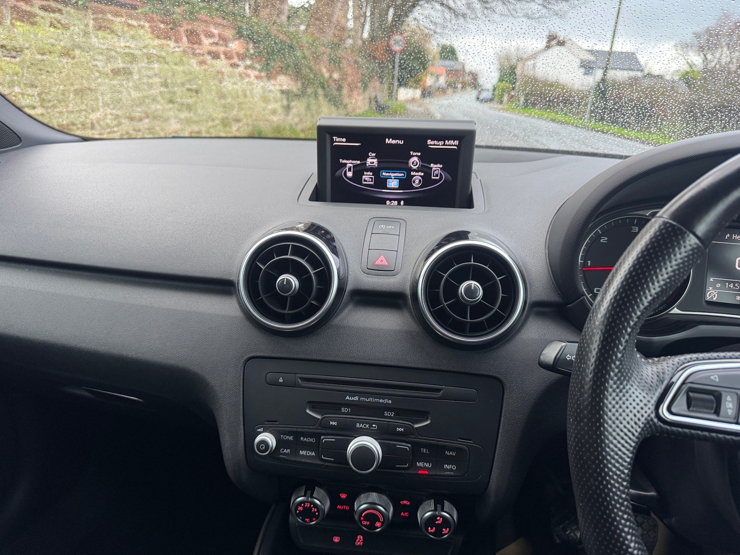 Used Audi A1 2013 for sale - 76588273: Photo 11