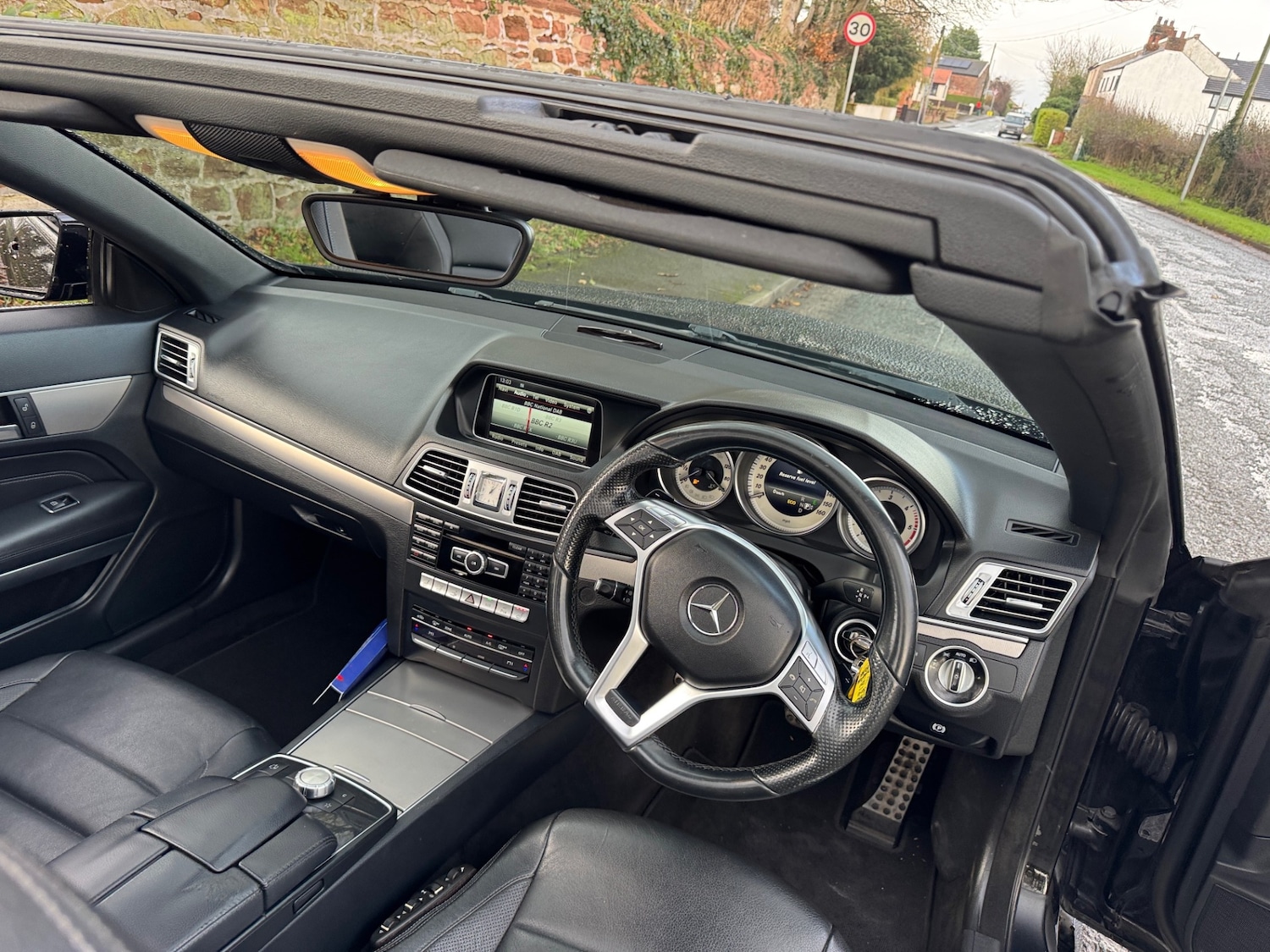 Used Mercedes-Benz E Class 2014 for sale - 76598820: Photo 11