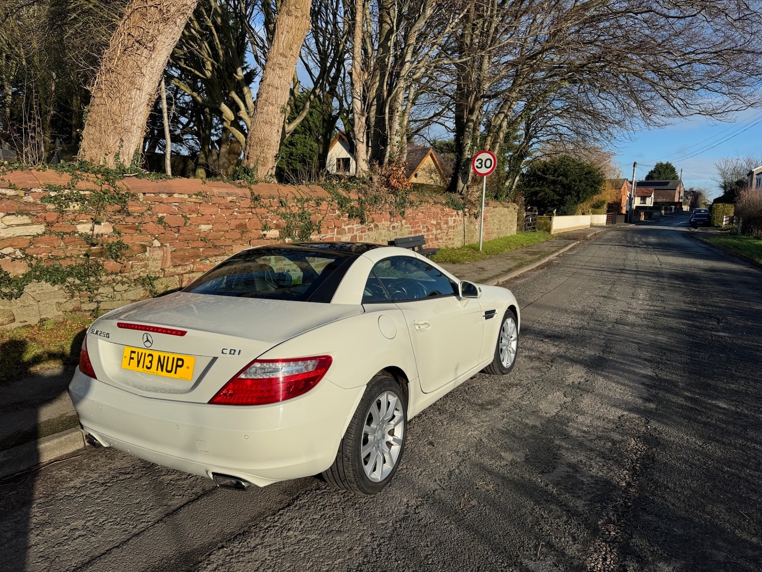 Used Mercedes-Benz SLK 2013 for sale - 76791322: Photo 11