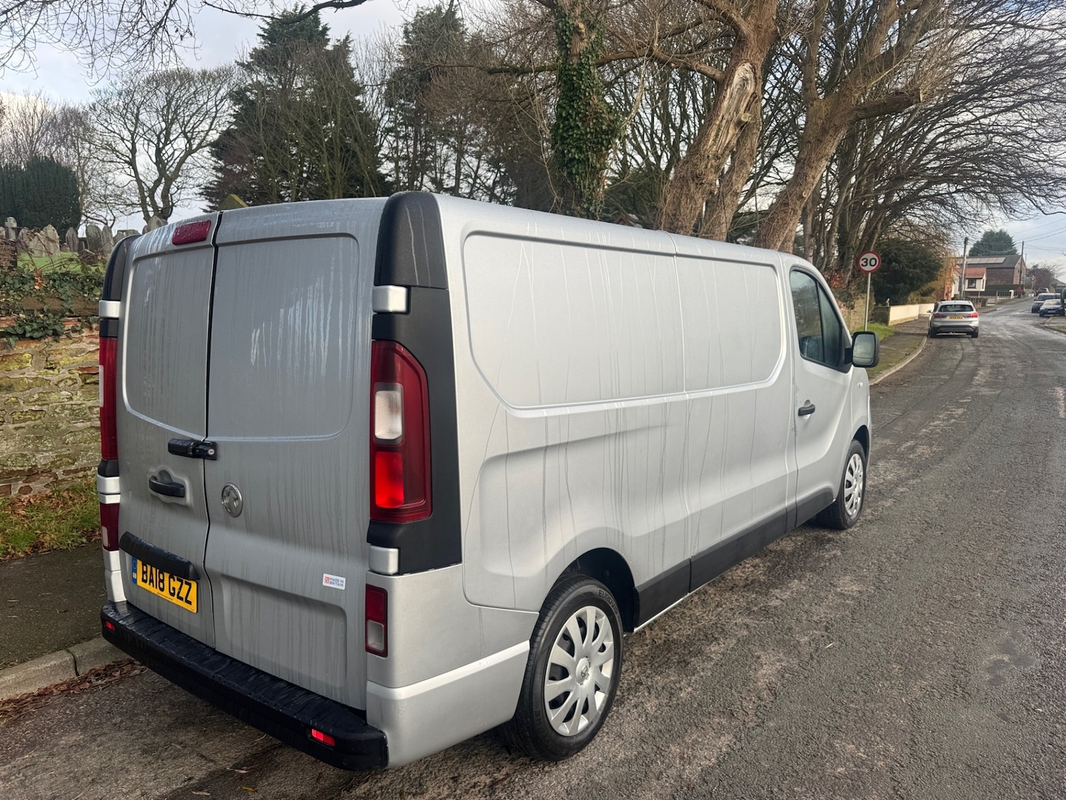 Used Vauxhall Vivaro 2018 for sale - 76748001: Photo 2