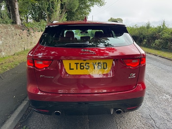Used Jaguar F-Pace 2016 for sale - 75482303: Photo