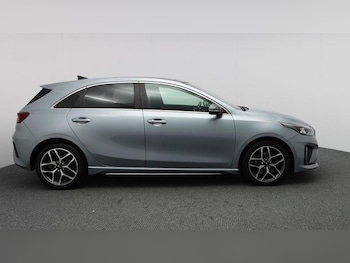 Used Kia Ceed 2019 for sale - 77647438: Photo