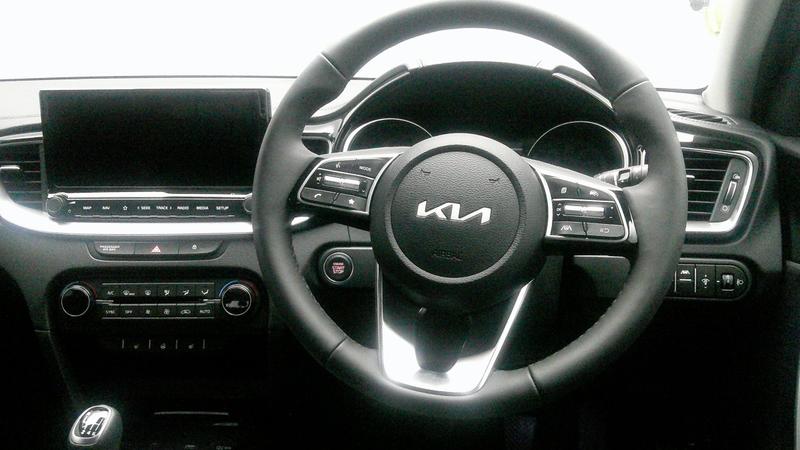 Used Kia Ceed 2025 for sale - 77117369: Photo 10