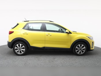 Used Kia Stonic 2023 for sale - 77785493: Photo